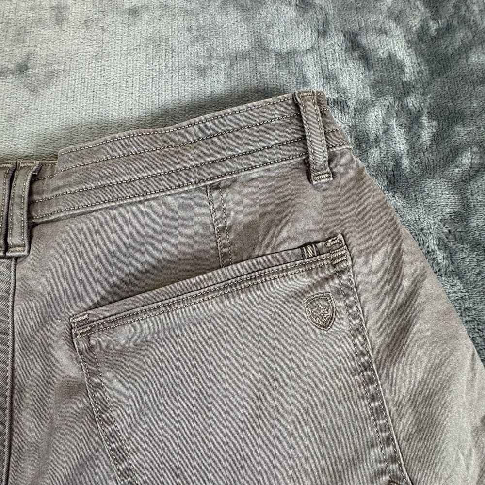 KUHL Sz 6 Kultivatr Shorts Womens Faded Dove 4" Ins Hiking Fishing Stretch NWT - Picture 13 of 16